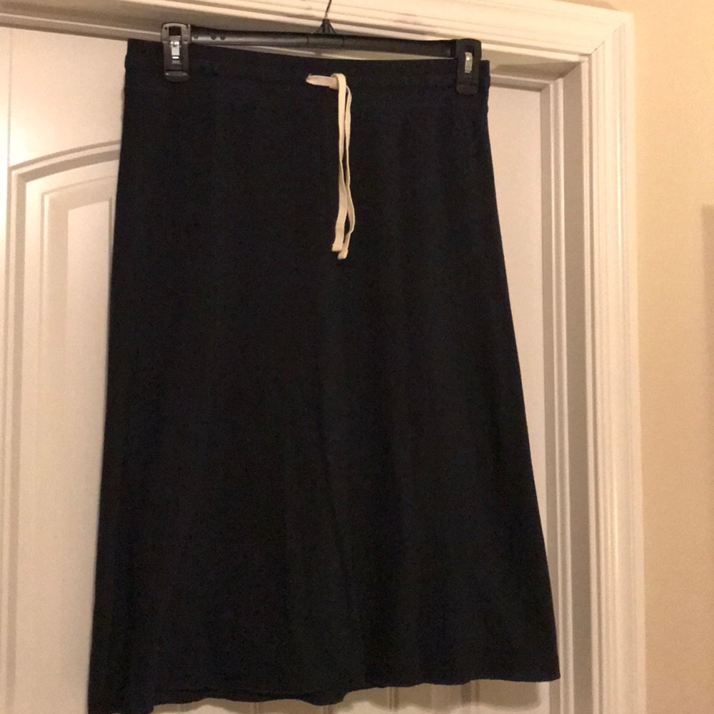 Joe Fresh Navy knit skirt